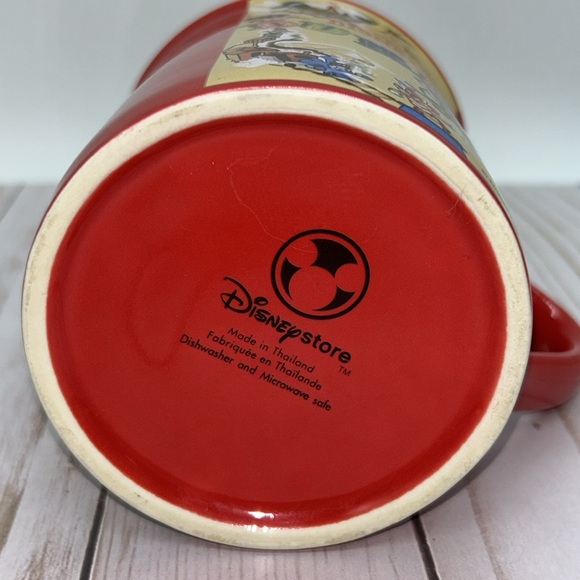 Disney Dumbo Movie Poster Vintage 16oz Coffee Mug - Picture 5 of 5